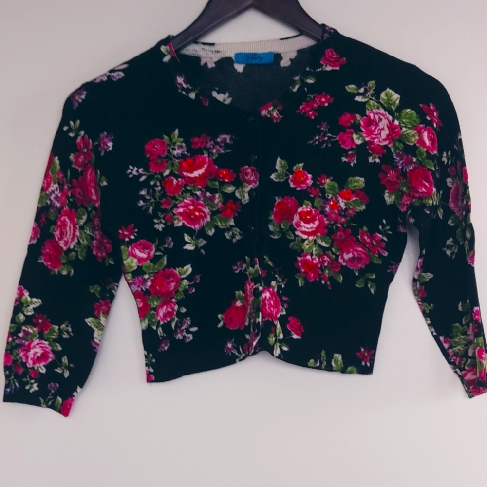 Cropped Floral Sweater